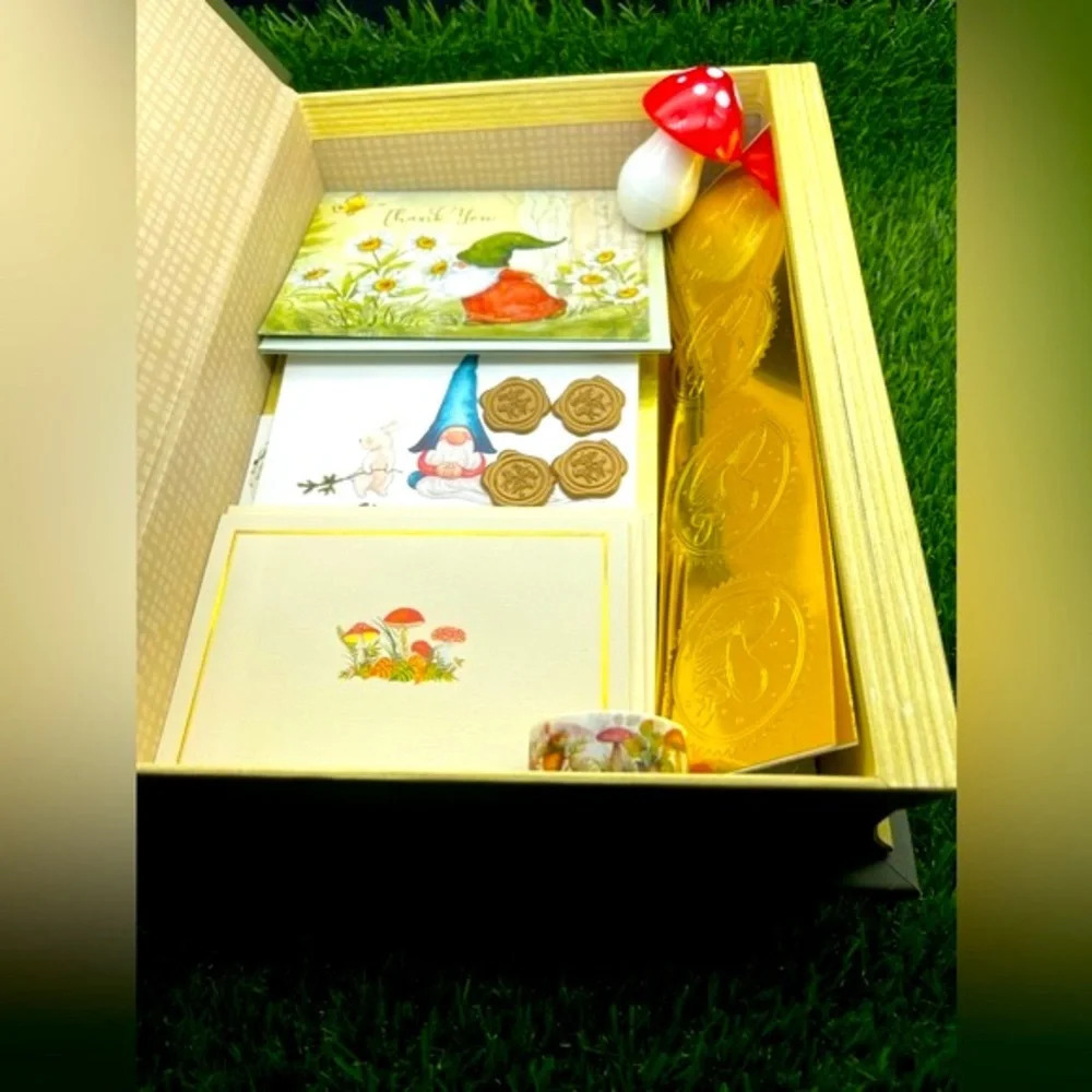 Unique Deluxe Mushroom Stationery Set in Keepsake Gift Box, New, Limited 💝 🍄